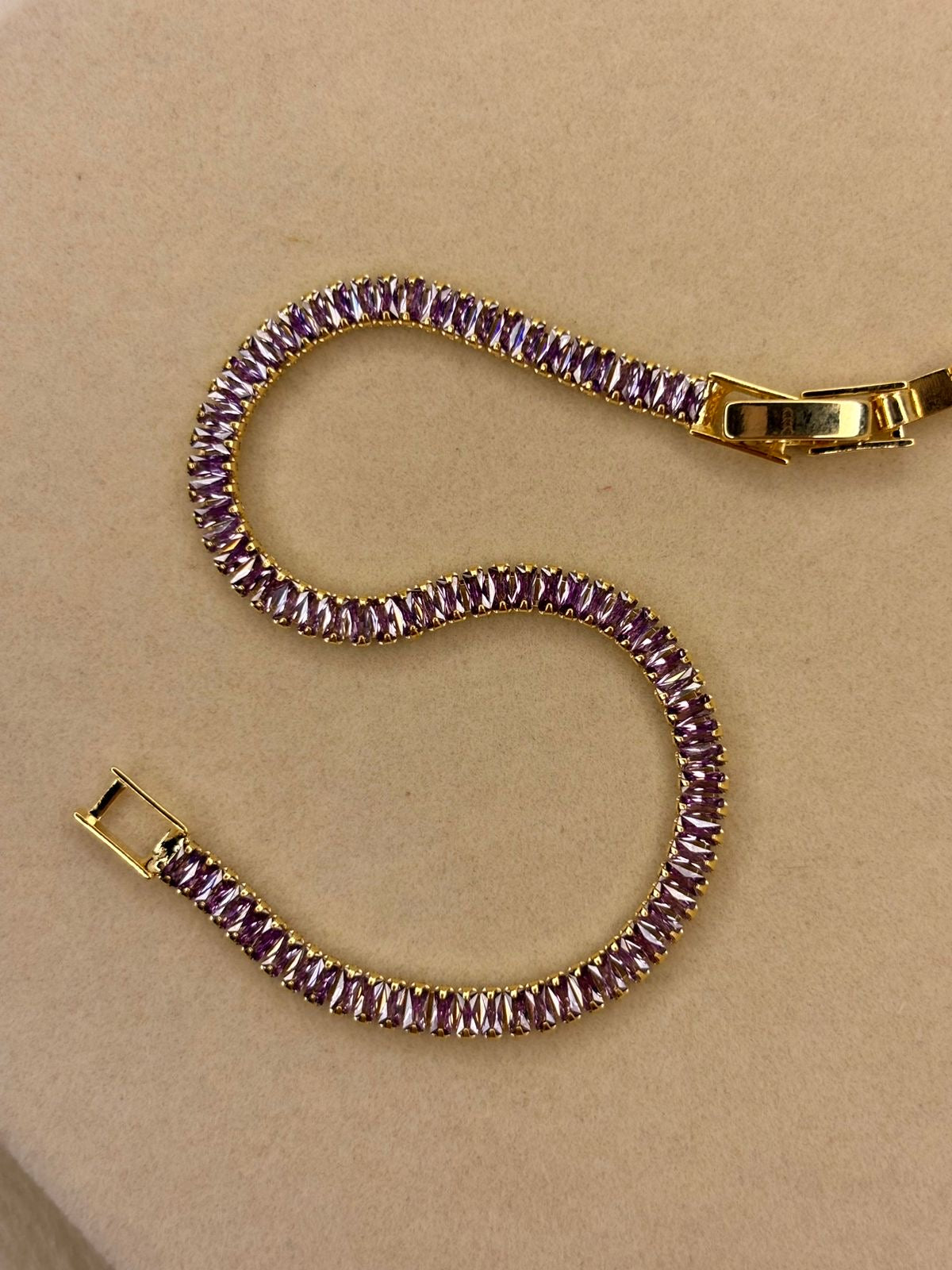 Purple Lilac Solitaire Diamonds Tennis Bracelet - Silver ( Unisex )