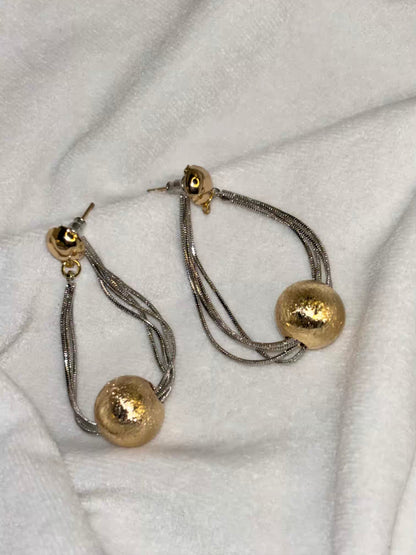 Good Ball Pearls Hanging Earrings Studs - Gold Plated