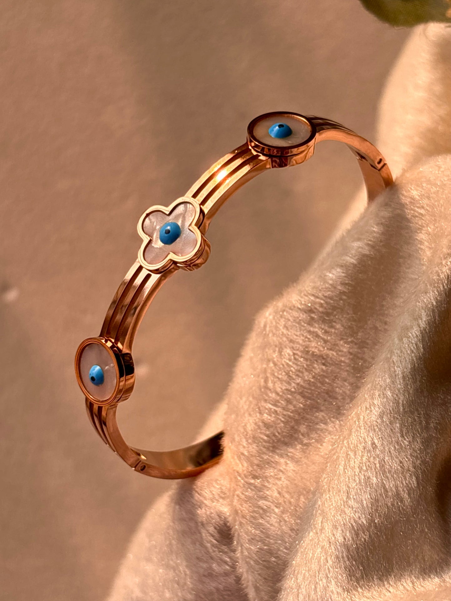 Clover Evil Eye Bracelet Bangle - Rose Gold