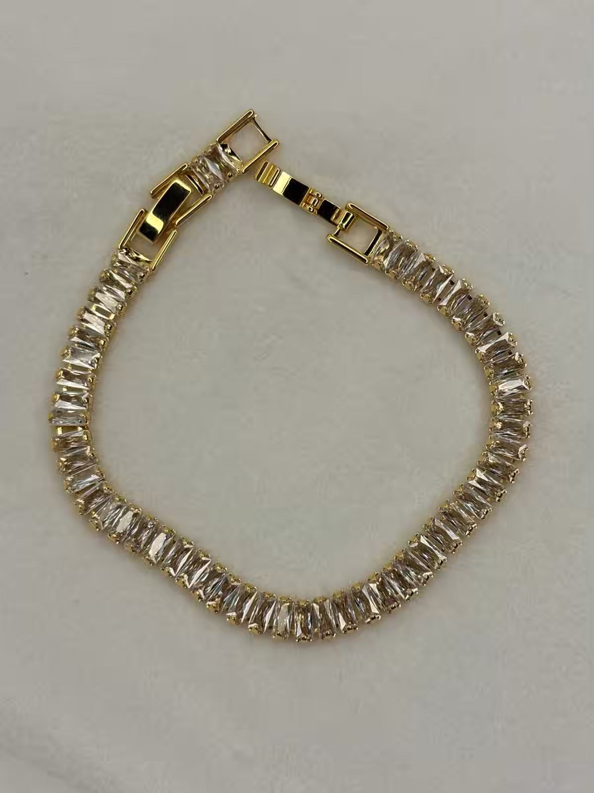 Line Shining Solitaire Diamonds Tennis Bracelet - Gold Colour ( Unisex )