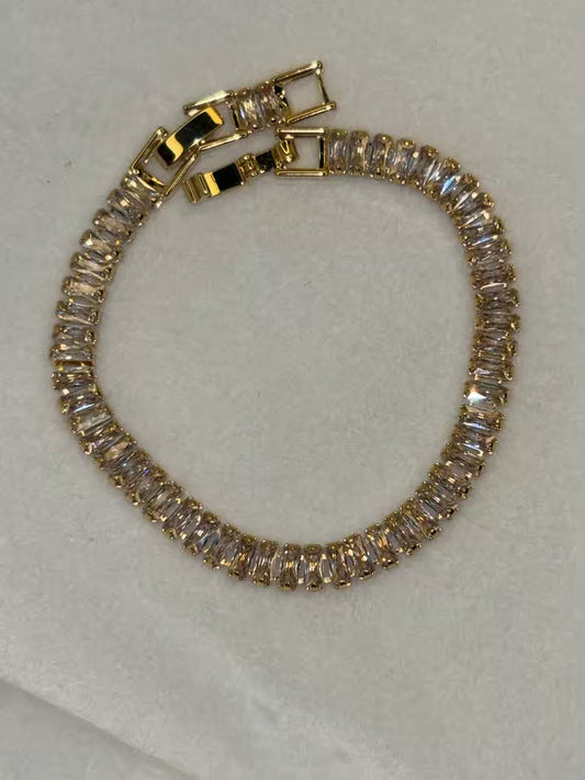 Line Shining Solitaire Diamonds Tennis Bracelet - Gold Colour ( Unisex )