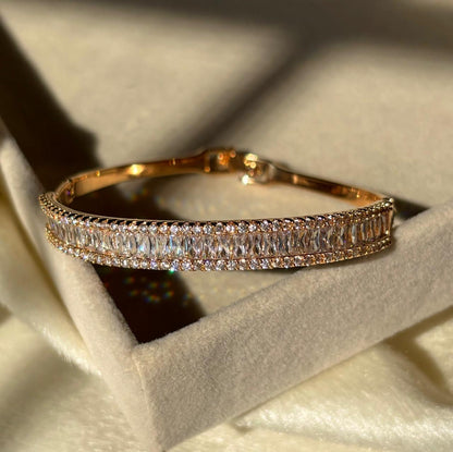 Loaded Diamonds Bracelet Tennis Bangle - 18k Gold Plated