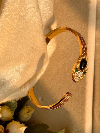 Oynx Stone Snake Bracelet 18k Gold Plated Bangle