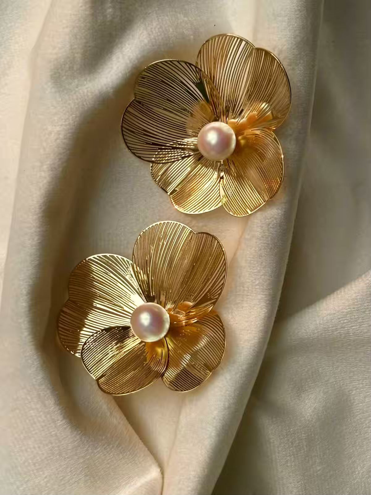 Flower Pearl Wire Earrings Studs - Gold Plated