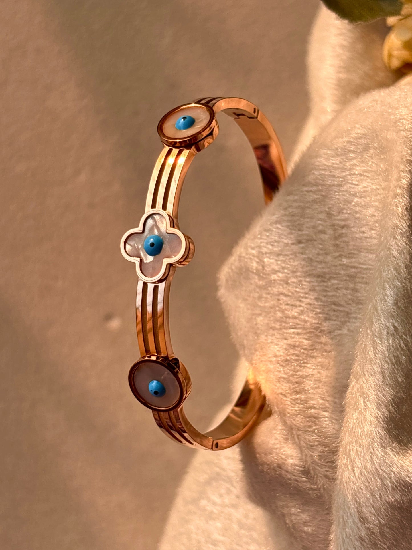 Clover Evil Eye Bracelet Bangle - Rose Gold