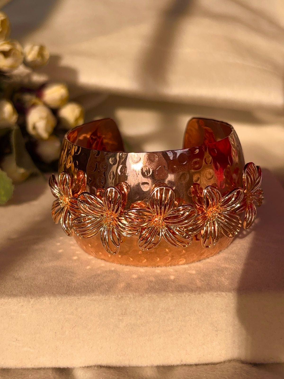 Leo Bloomy Lilies Bracelet Bangle - Rose Gold