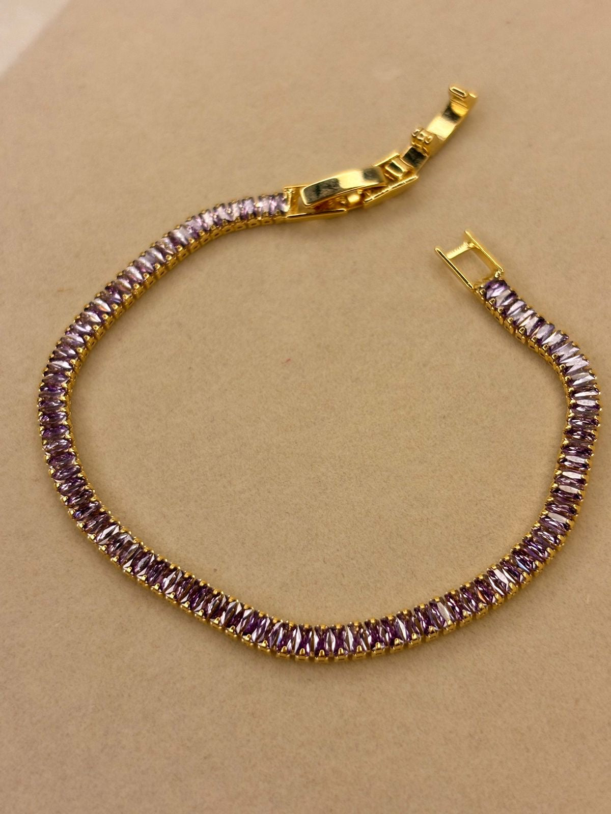 Purple Lilac Solitaire Diamonds Tennis Bracelet - Silver ( Unisex )