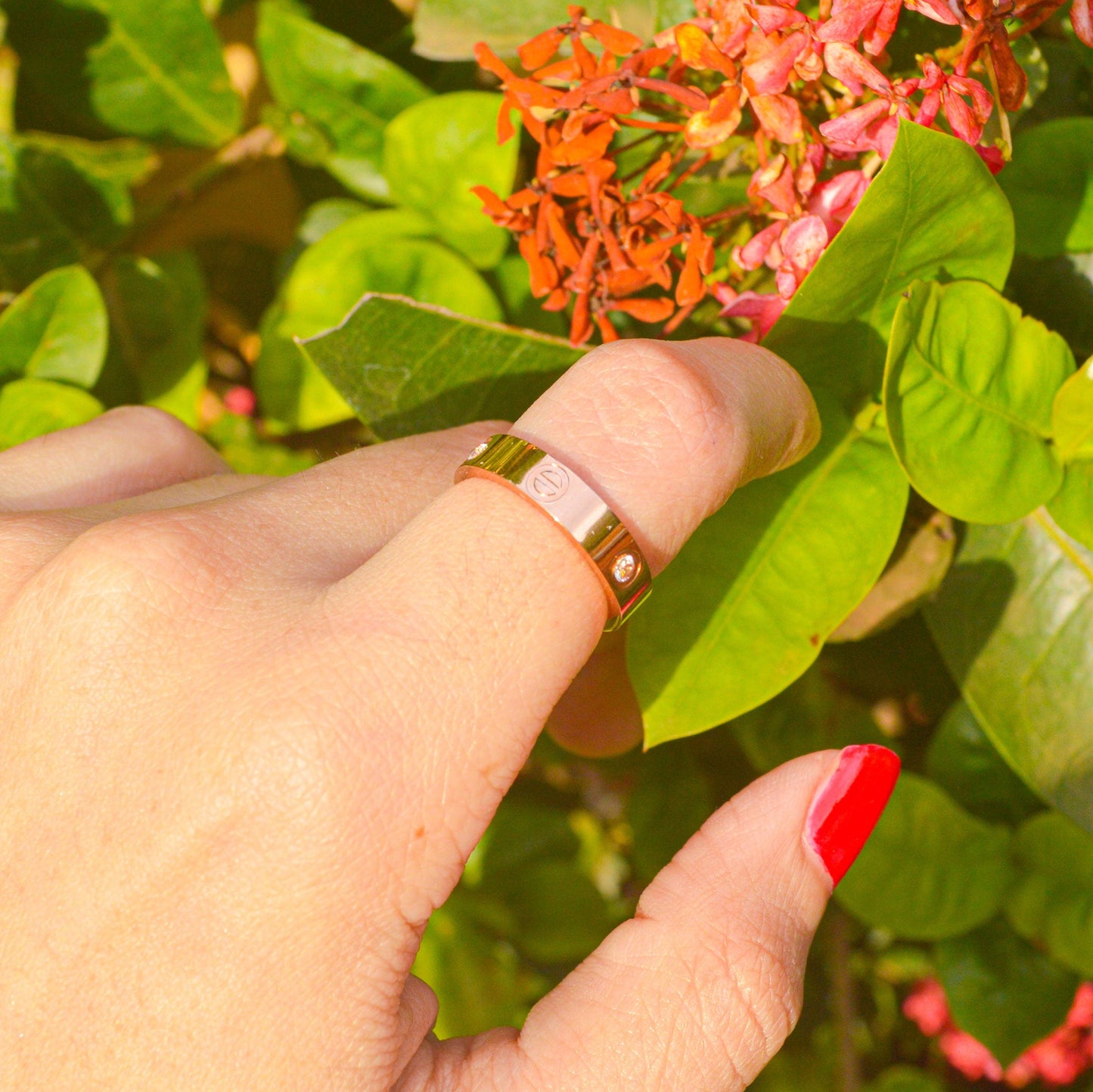 Minimal Love Band Ring ( Rose Gold )