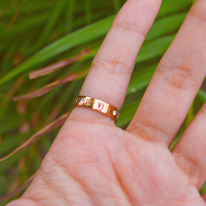 Roman Style Studded Band Ring ( Rose Gold )