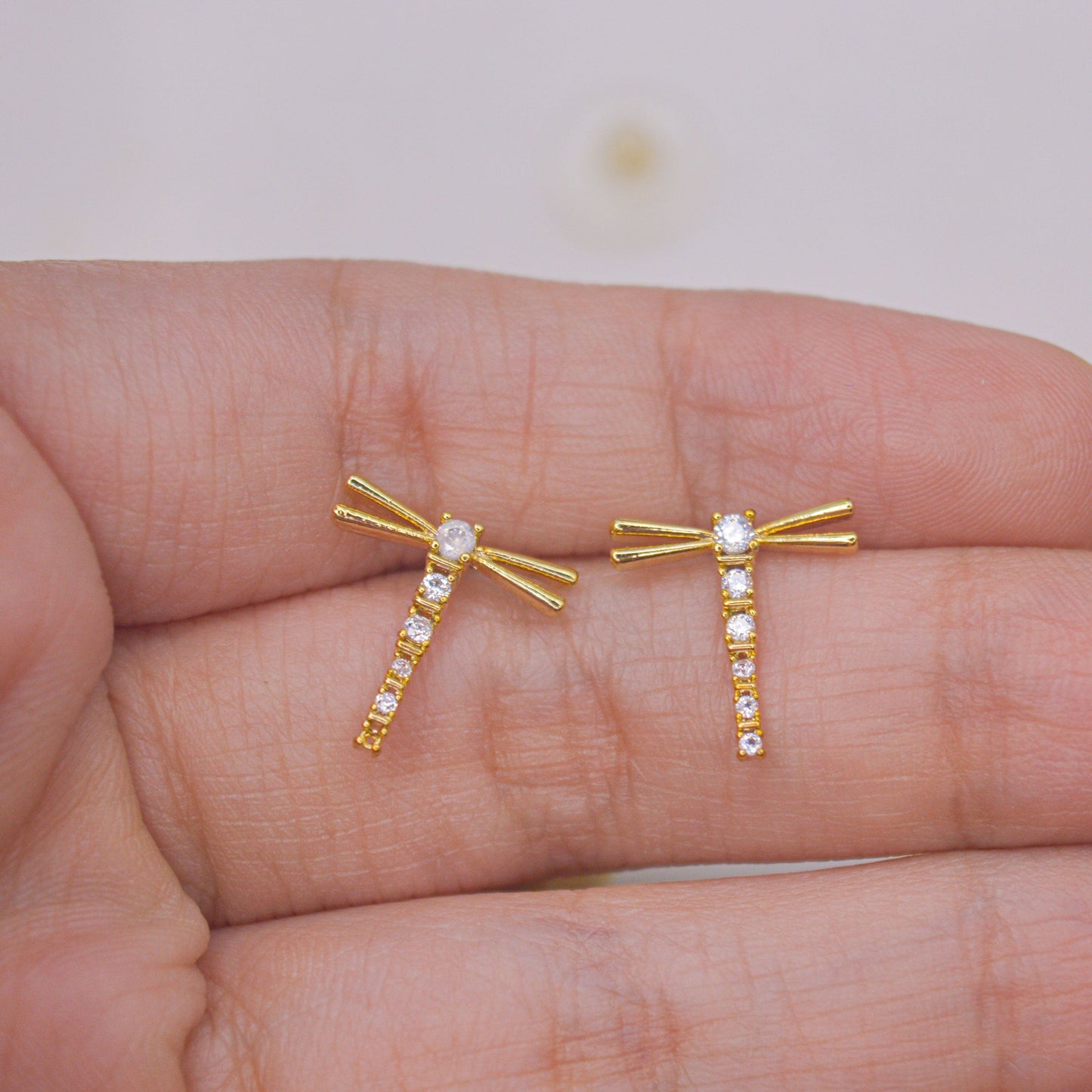 Dragonfly Ear Studs Earrings (Gold)