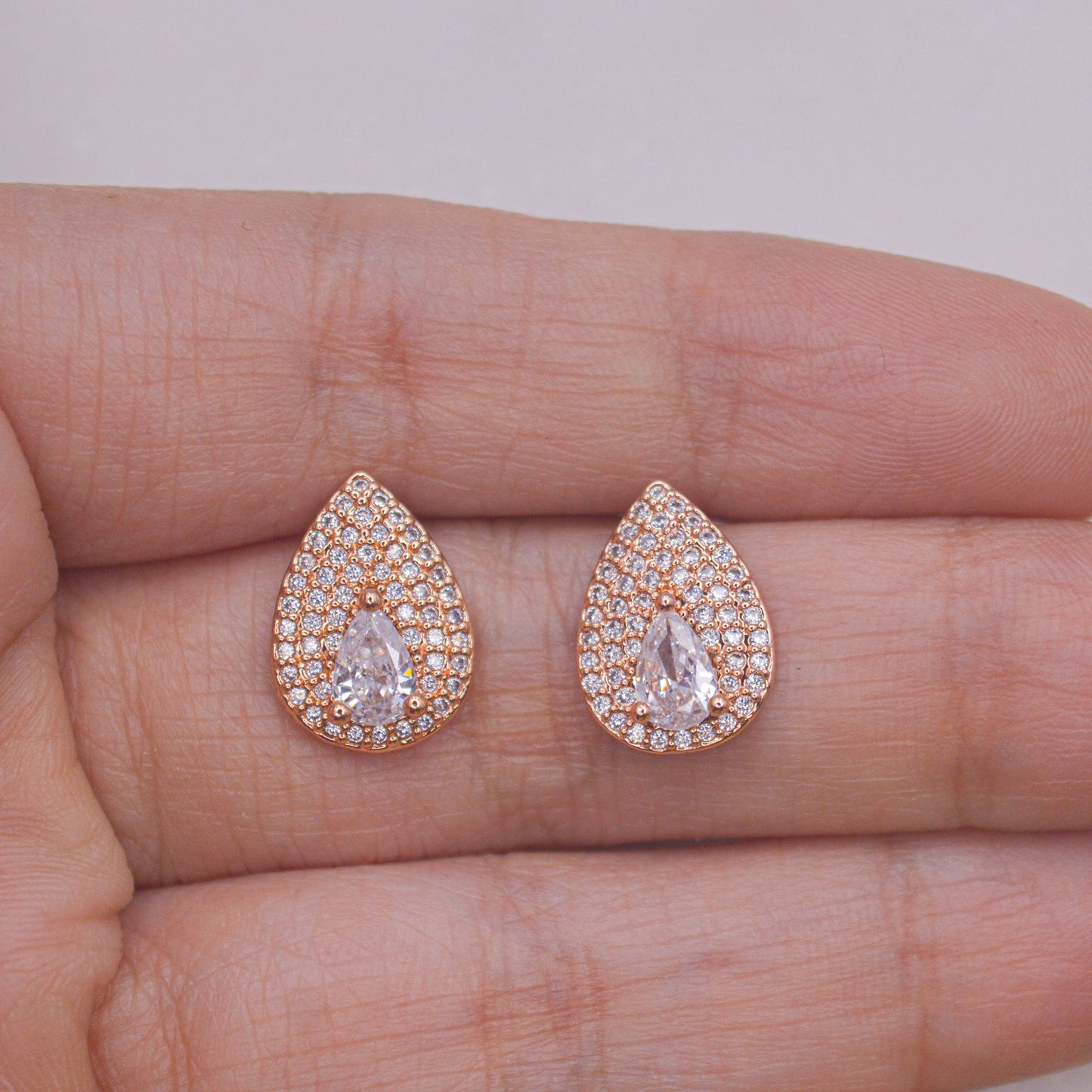 Drop Shape Studded Diamond Earrings Ear Studs - Rose Gold