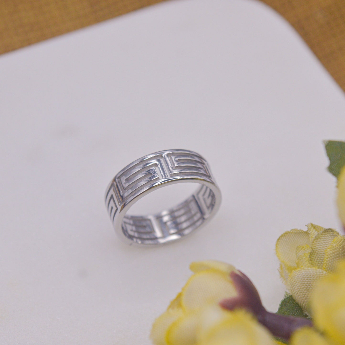 Silver Toned Maze Couple Ring Band / Men Promise Ring