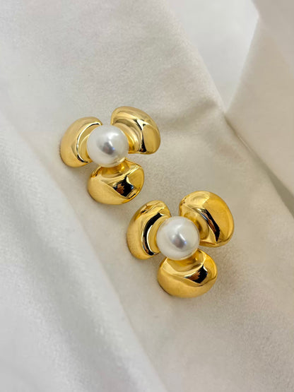 Pearl Gold Petals Earrings - Gold Plated