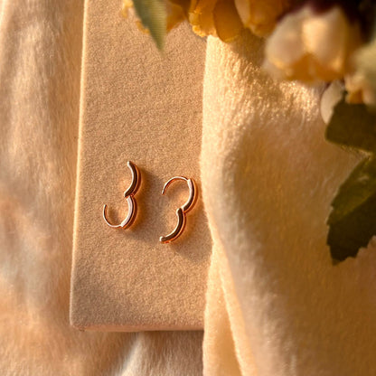 Tiny Plains Bali Earrings - Rose Gold Plated