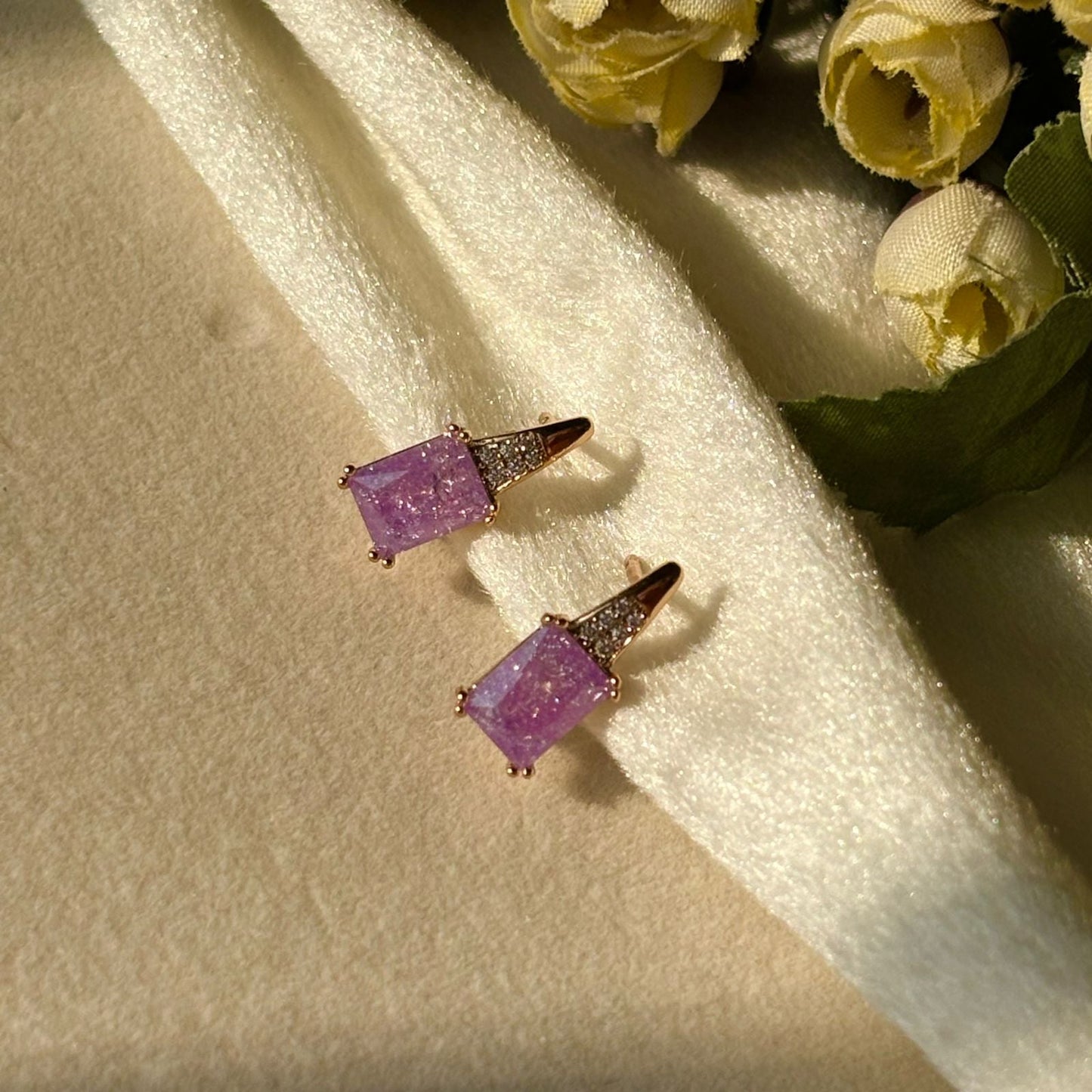 Lilac Purple Solitaire Earrings - Gold Plated