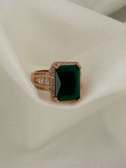 Green Emerald Rectangular Ring( Rose Gold )Adjustable