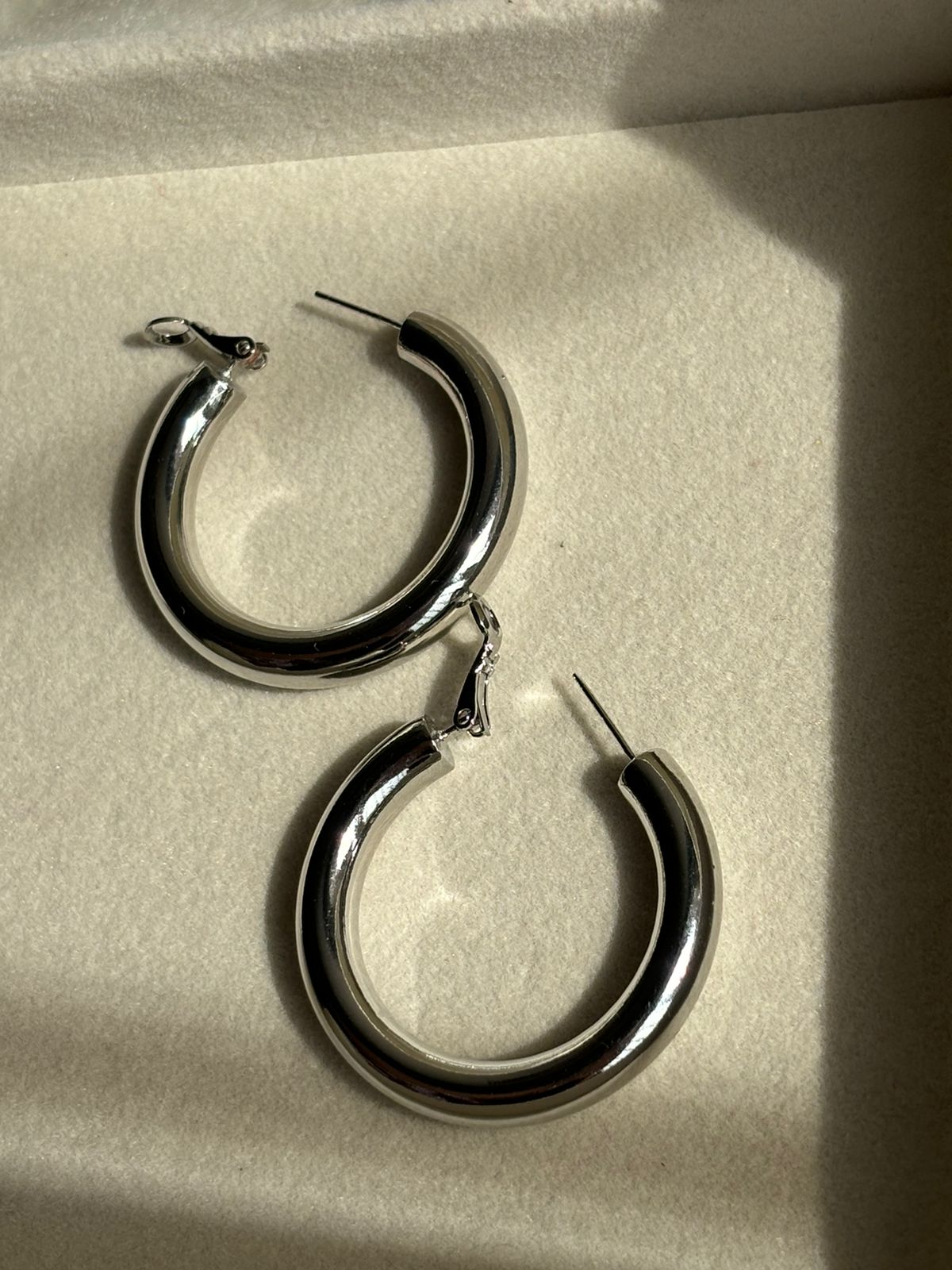 Diana Hoops Earrings - Silver Plated