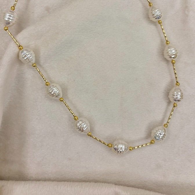 Golden Pearl Necklace