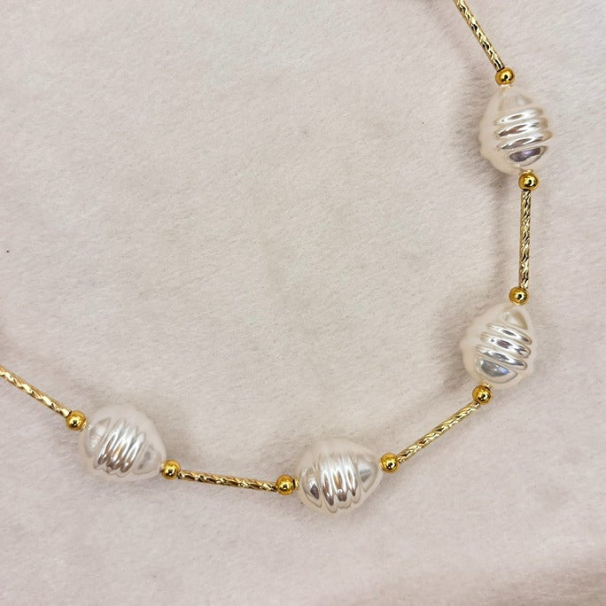 Golden Pearl Necklace