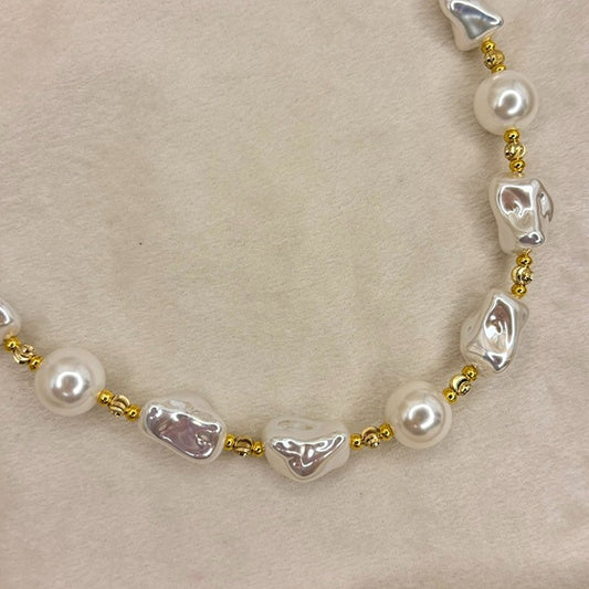 Pearl Glam Necklace