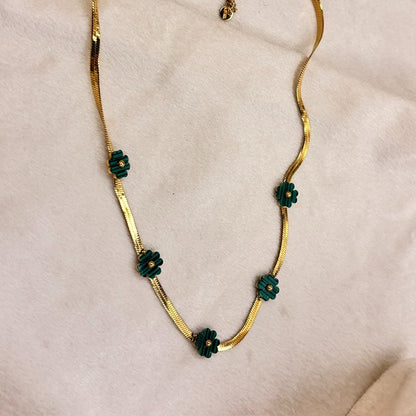 Green Clover Chain Necklace