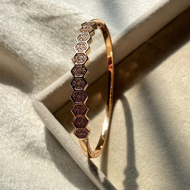 Timeless Arc Bracelet