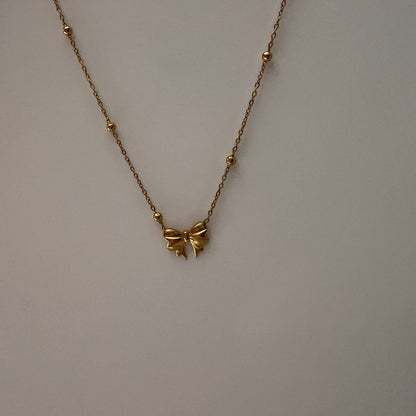 Little bow necklace