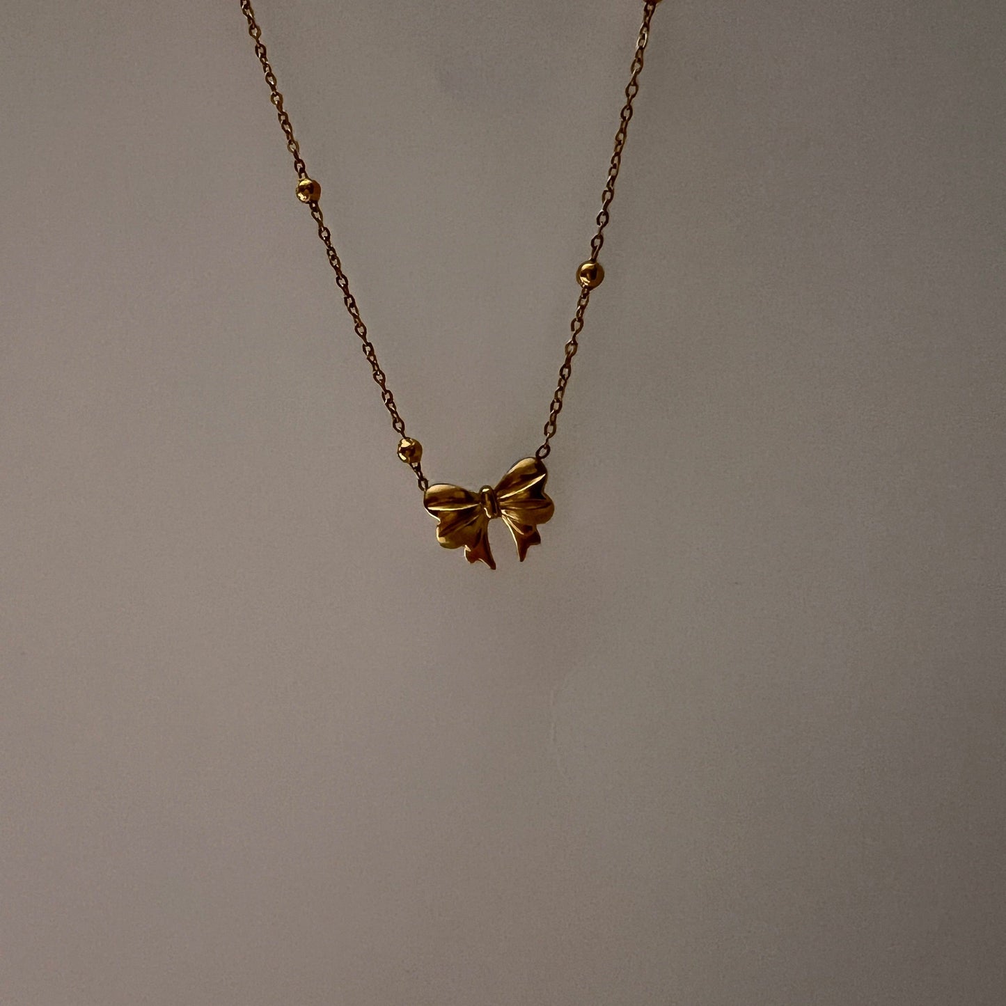 Little bow necklace