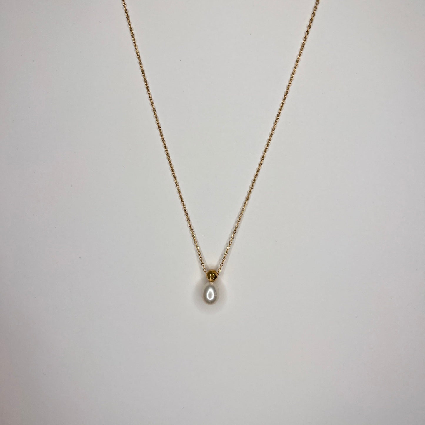 Pearl Pendant Necklace