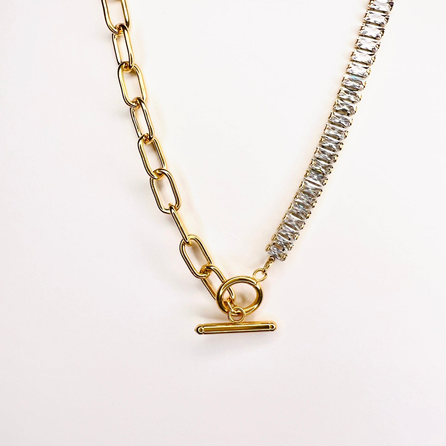 Golden Gleam Necklace