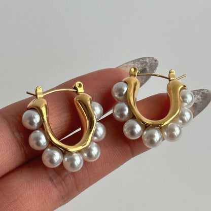 Grace pearl hoops