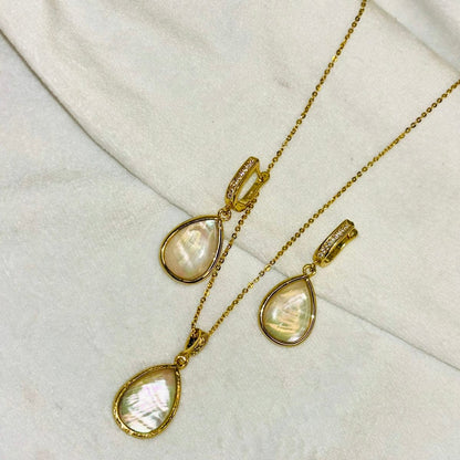 Dewdrop Charm Necklace Set