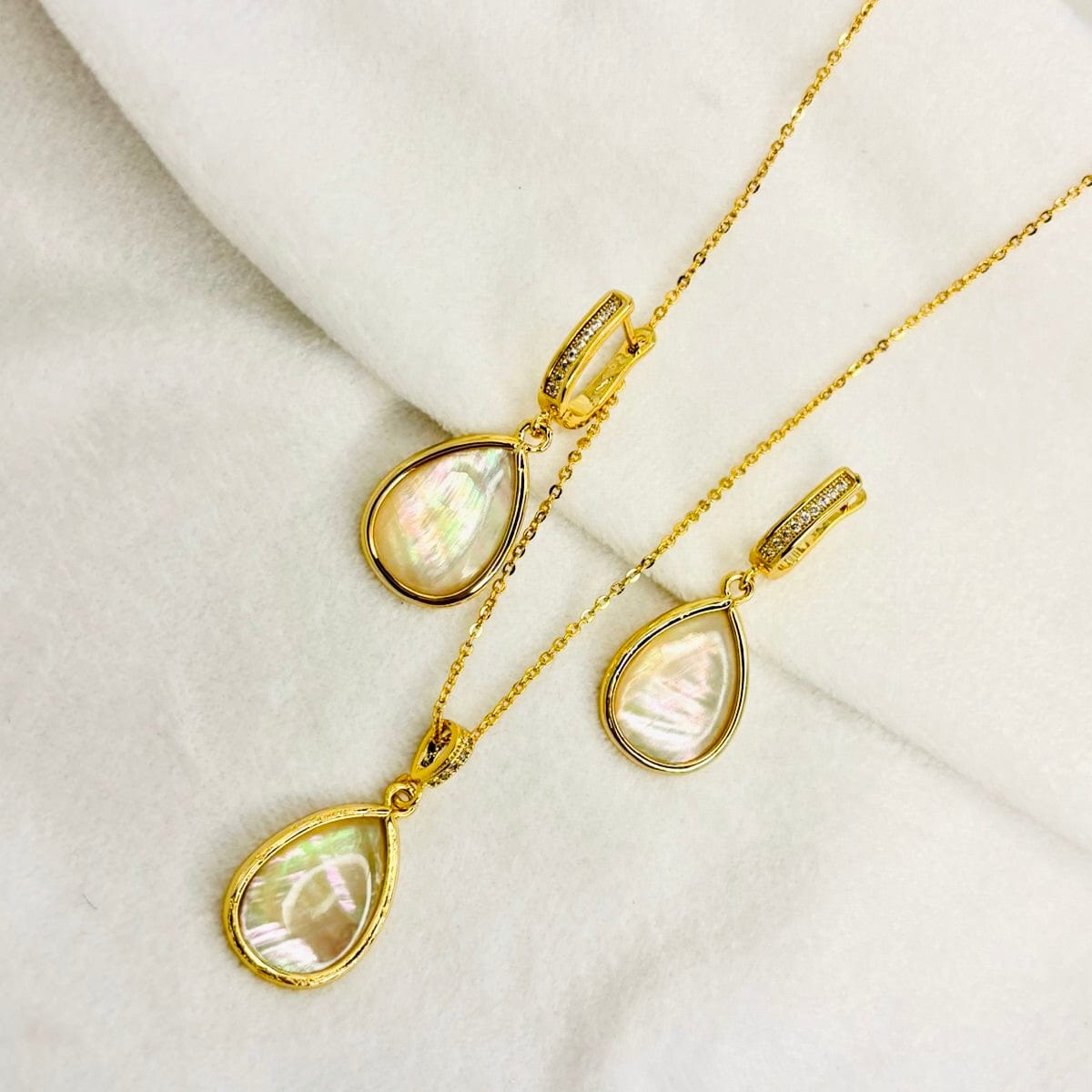 Dewdrop Charm Necklace Set