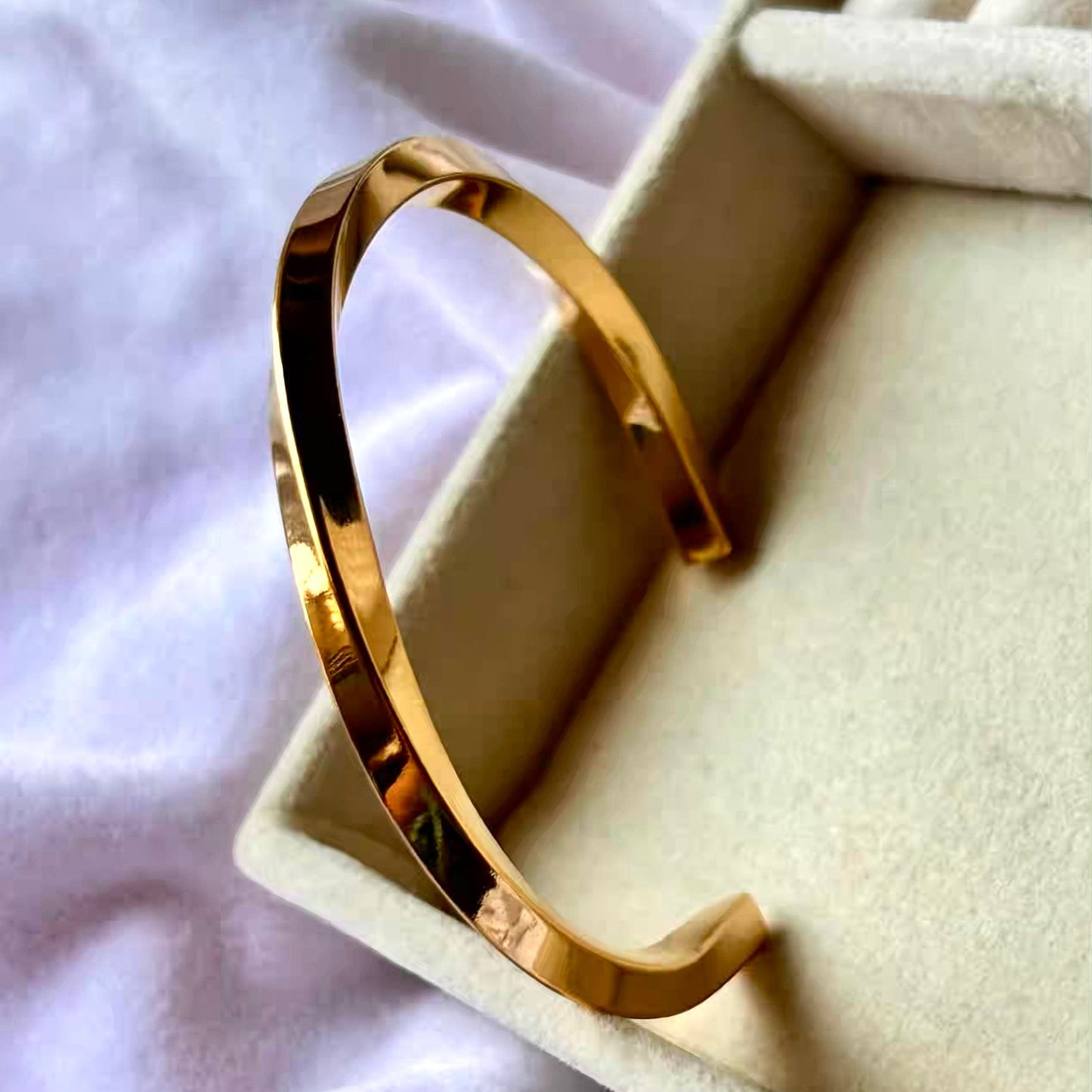 Chic Cuff Bracelet