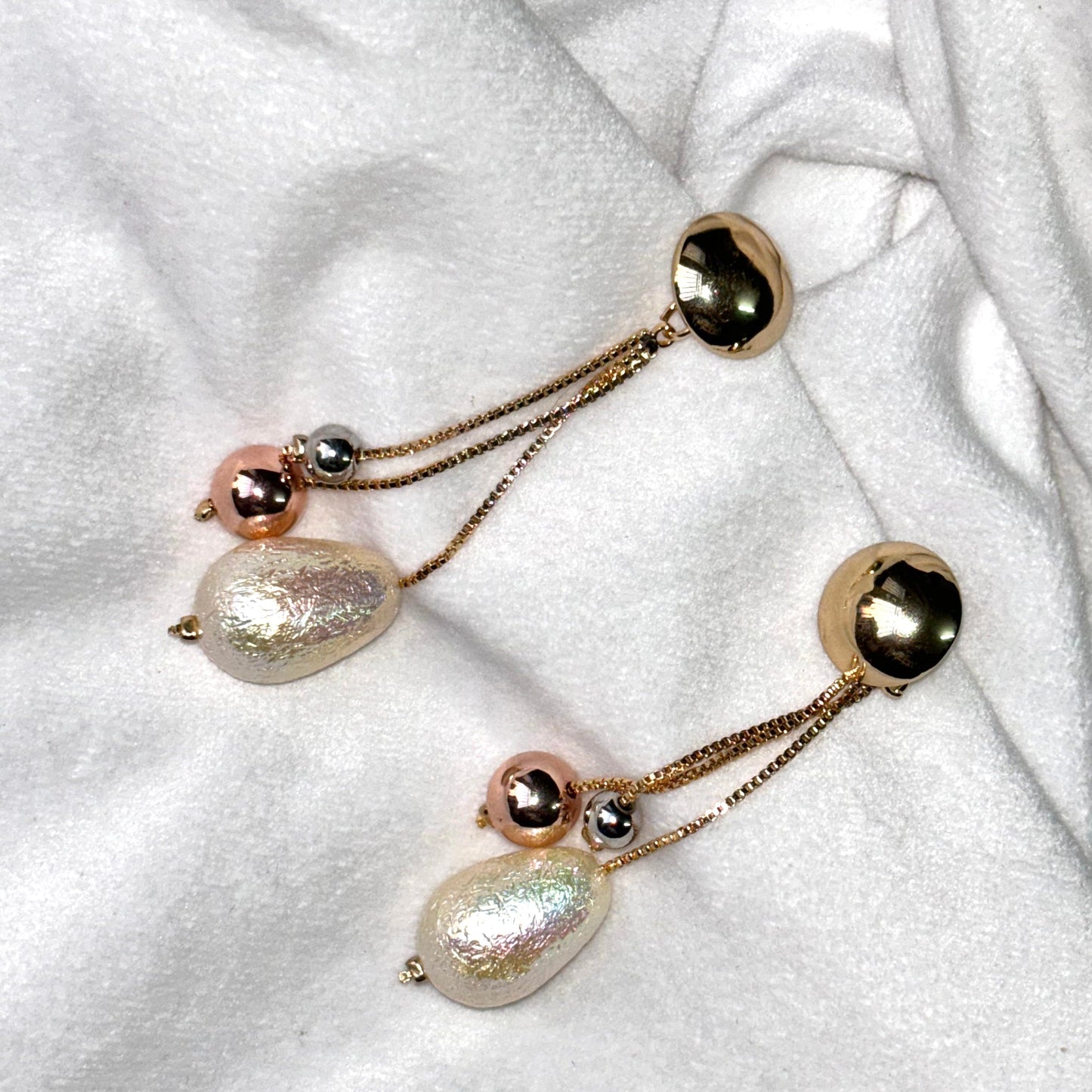 Pearl Dangle