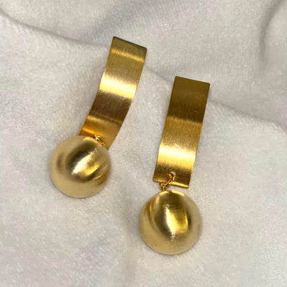 Golden Snug Earrings