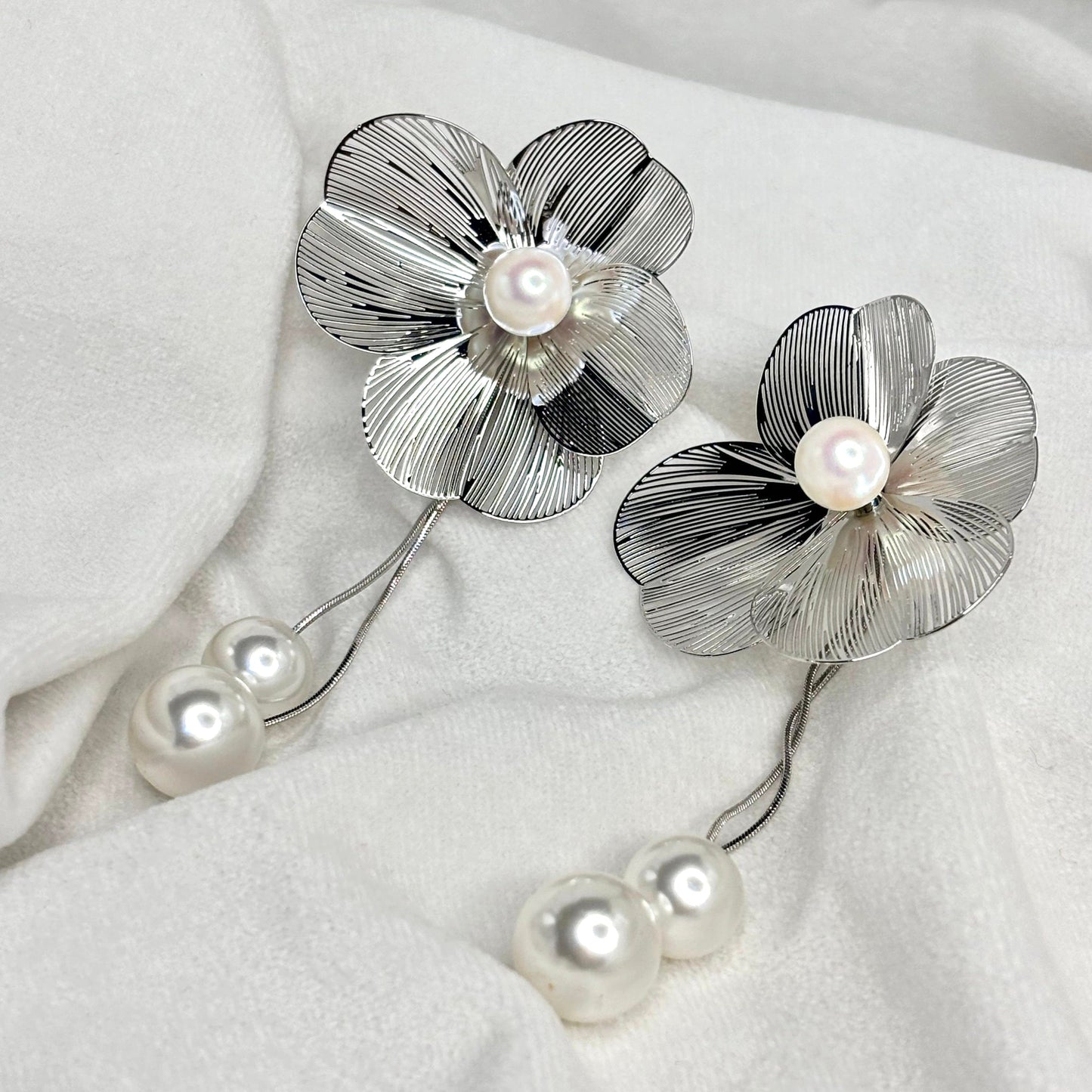 Bloom Dangle Earrings