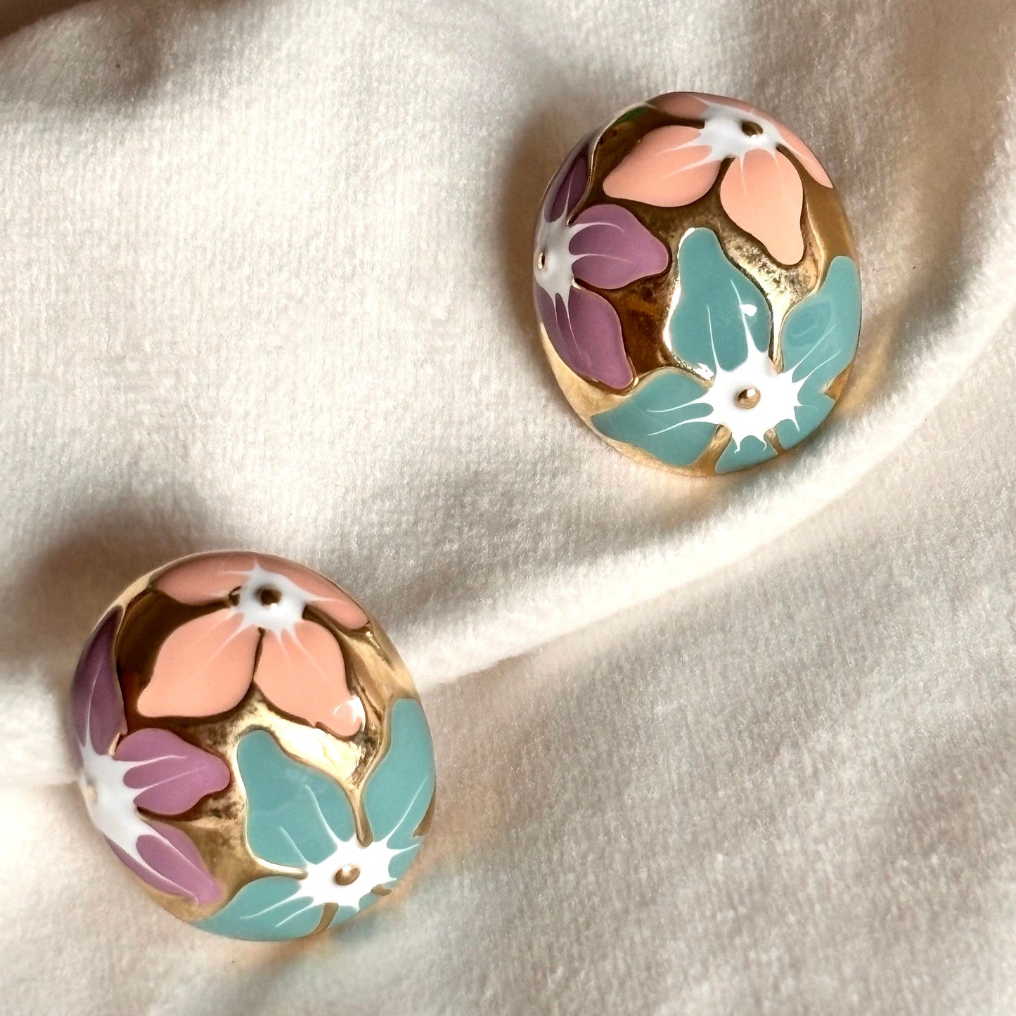 Button Pearl Earrings