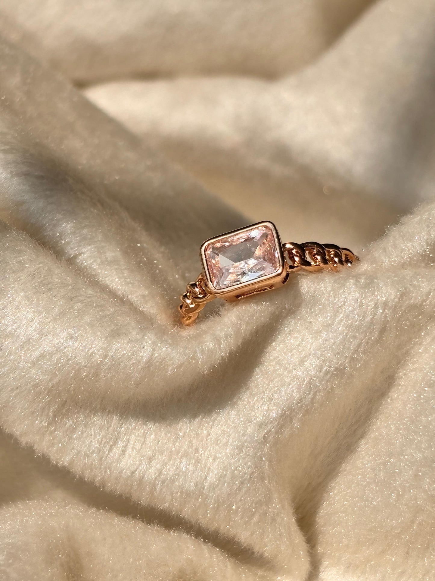 Diamond Solitaire Ring - Rose Gold