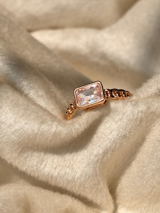 Diamond Solitaire Ring - Rose Gold