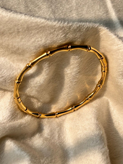 Stem Shaped Bangle Bracelet - Gold